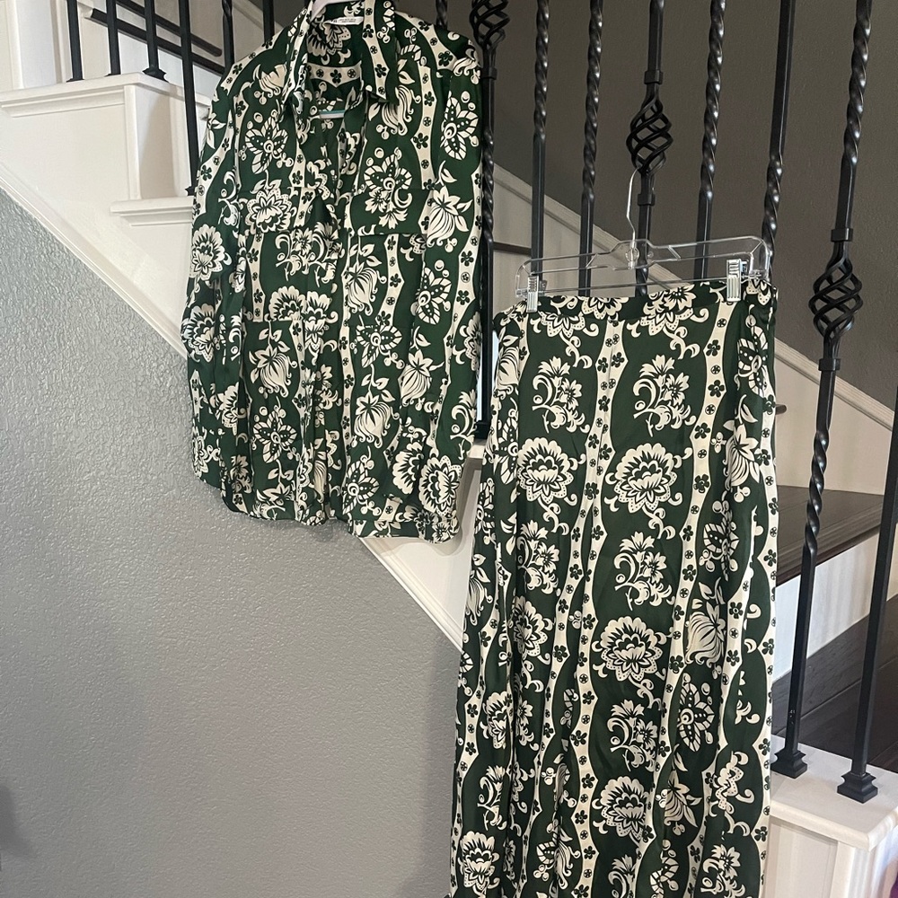Zara - Dress Blouse & Pant Set - Size XL